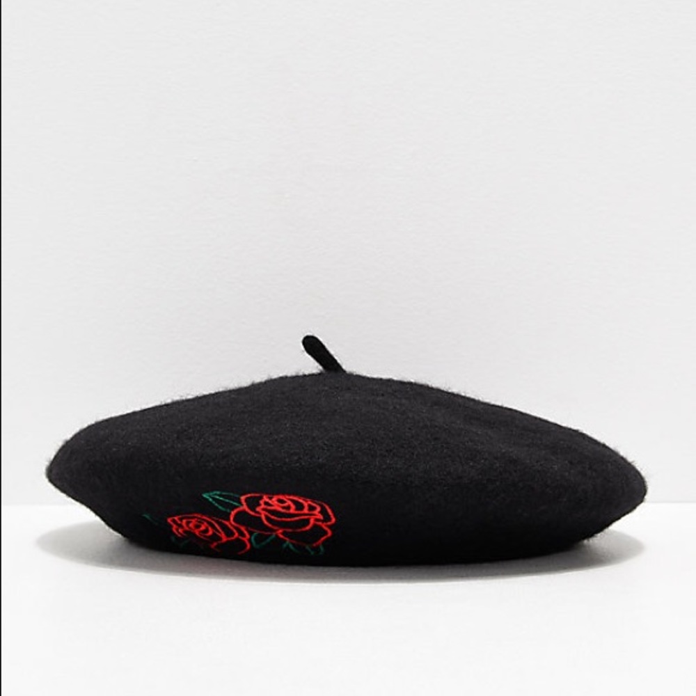 Cher Rose Black Beret - Picture 2 of 3